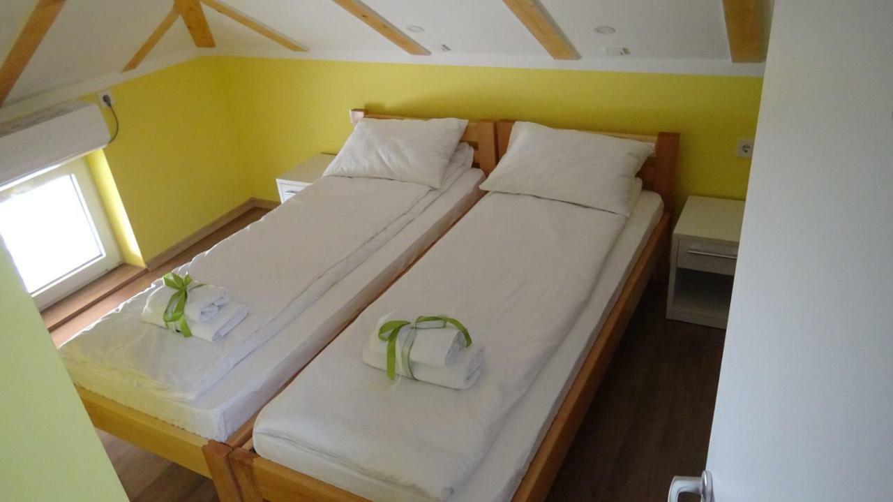 Apartmani Bojeresku Неготін Екстер'єр фото