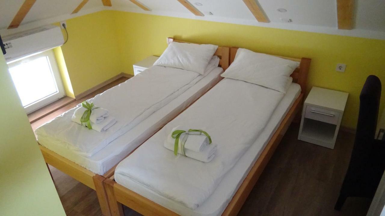 Apartmani Bojeresku Неготін Екстер'єр фото
